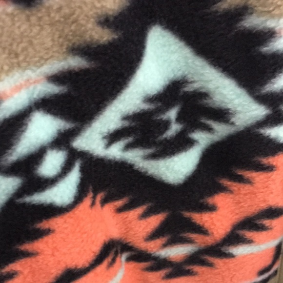 Wesc aztec Indian print St Moritz Holiday polar fleece zipper winter coat Jacket - Picture 3 of 3